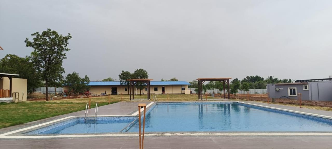 Kcr Resorts & Convention Maisaram Exteriör bild