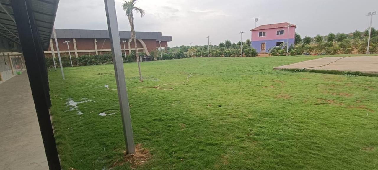 Kcr Resorts & Convention Maisaram Exteriör bild